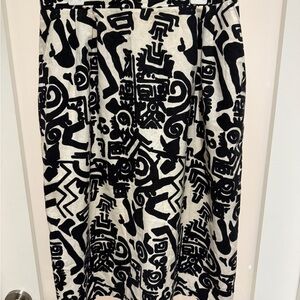 Via Moda Black & White Abstract A-Line Midi Skirt